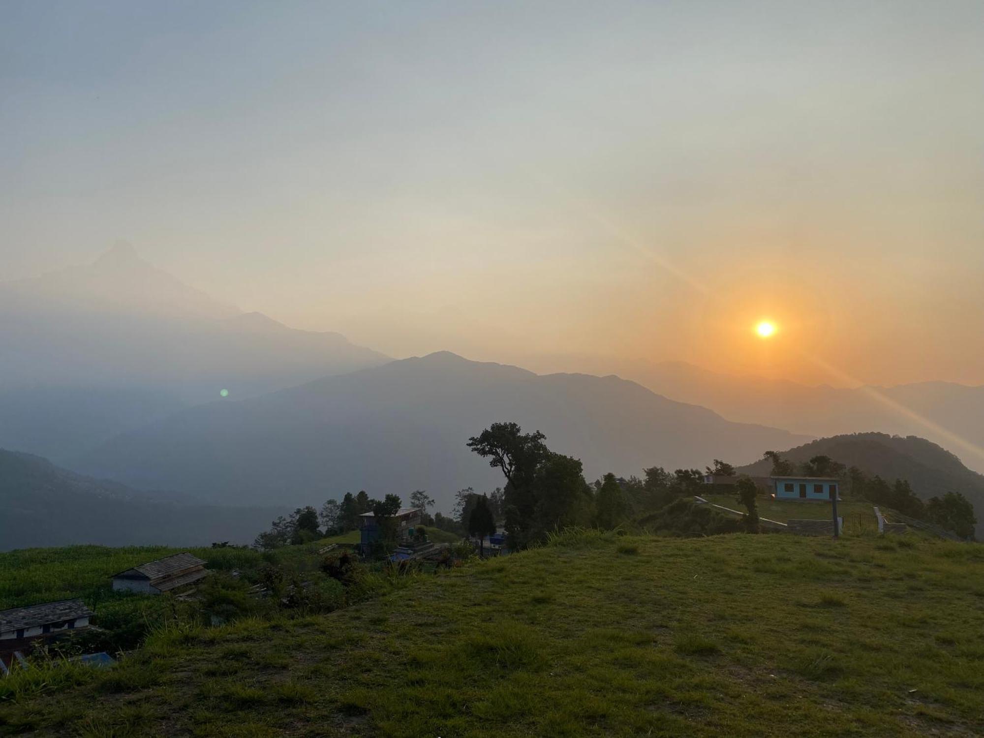 Tranquil Water Guest House Pokhara Extérieur photo