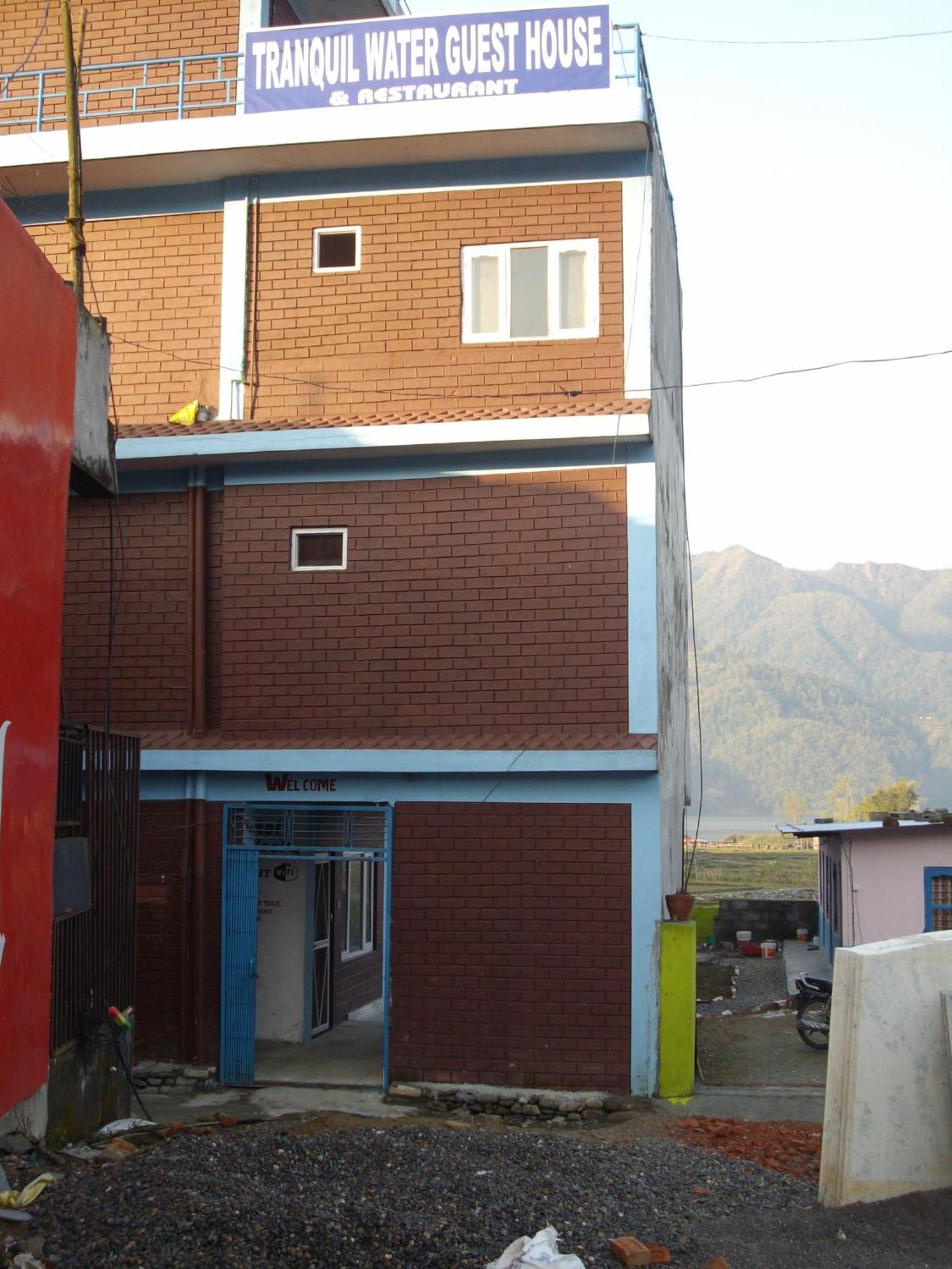 Tranquil Water Guest House Pokhara Extérieur photo